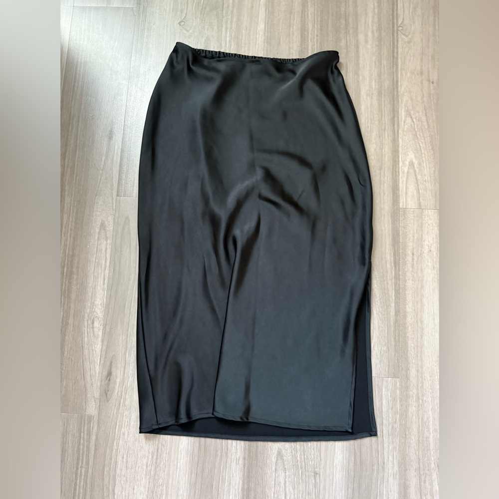 Old Navy Black Midi Pencil Skirt with Slit